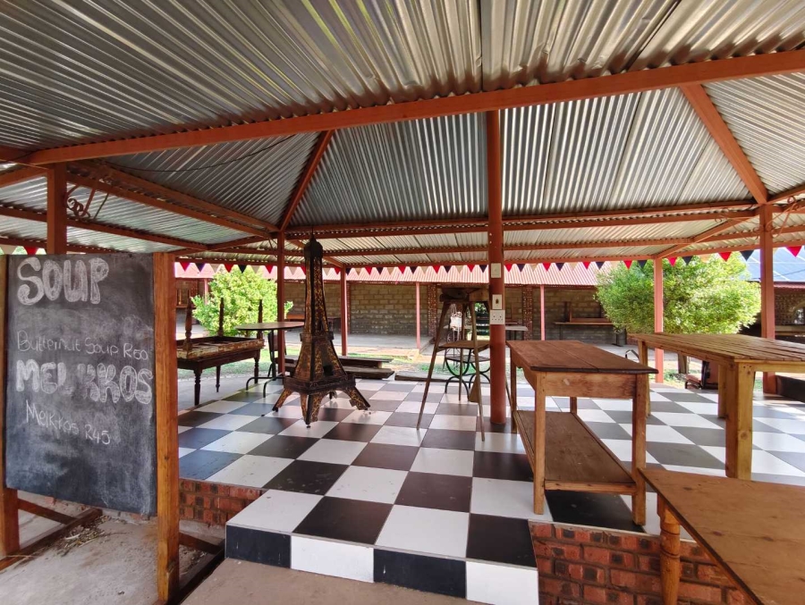 6 Bedroom Property for Sale in Quaggafontein Free State